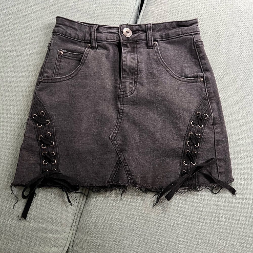 Rue21 Black Mini Skirt (size: xs)